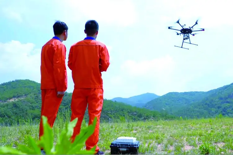 沿河无人机倾斜摄影巡检拍摄